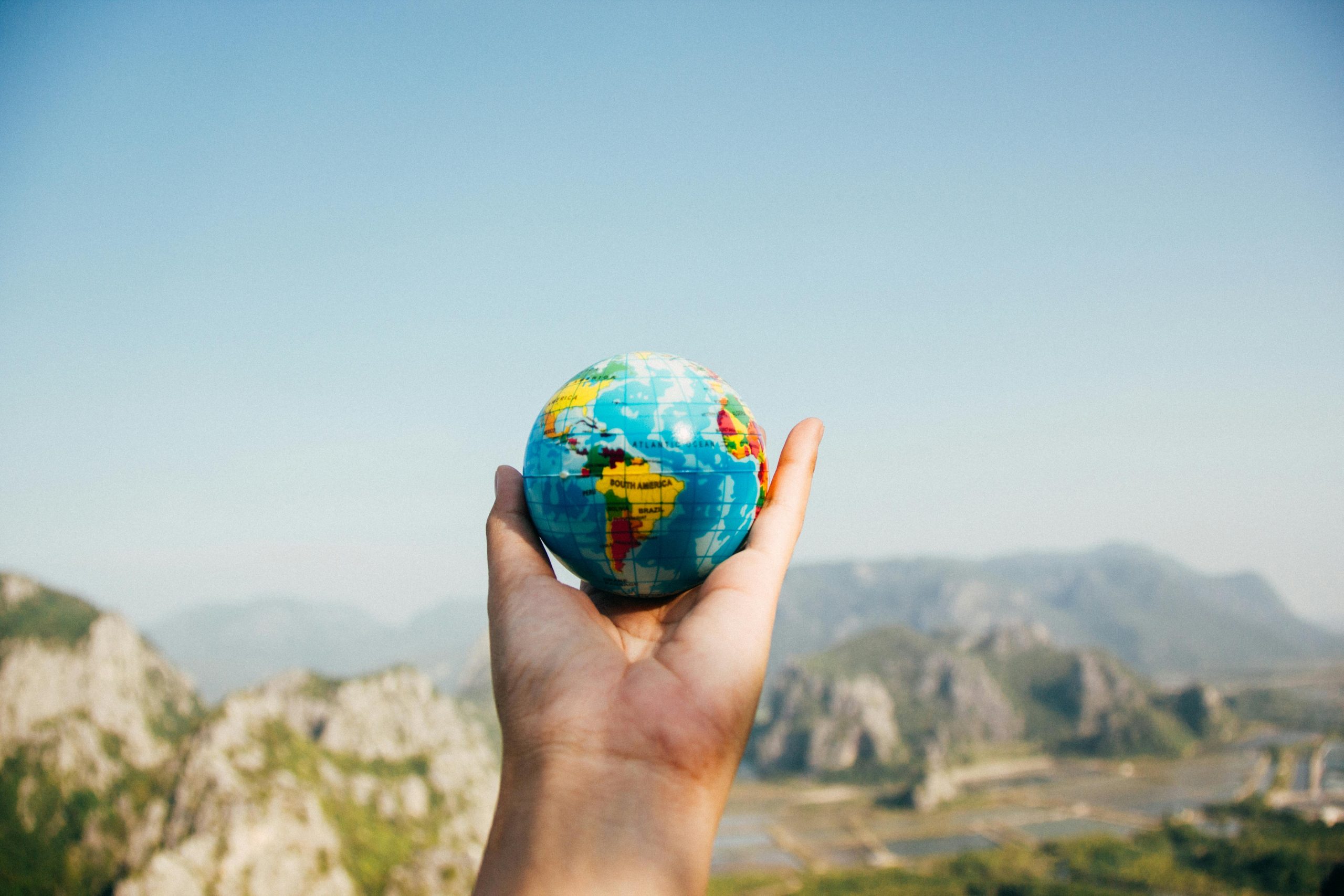 The Impact of AI on Travel Planning and Booking